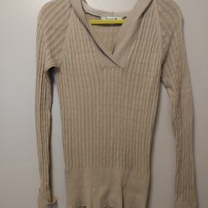 Lightweight hooded pullover sweater